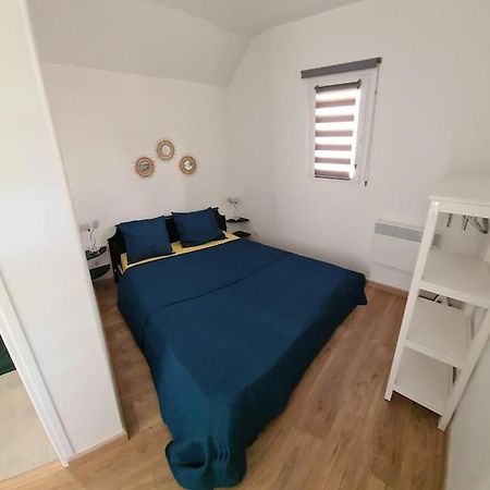 Petite Maison Cosy Dans Un Jardin. Эрмон Экстерьер фото
